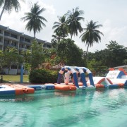 parcours aquatique gonflable