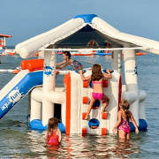 Pool playground plateforme aquatique
